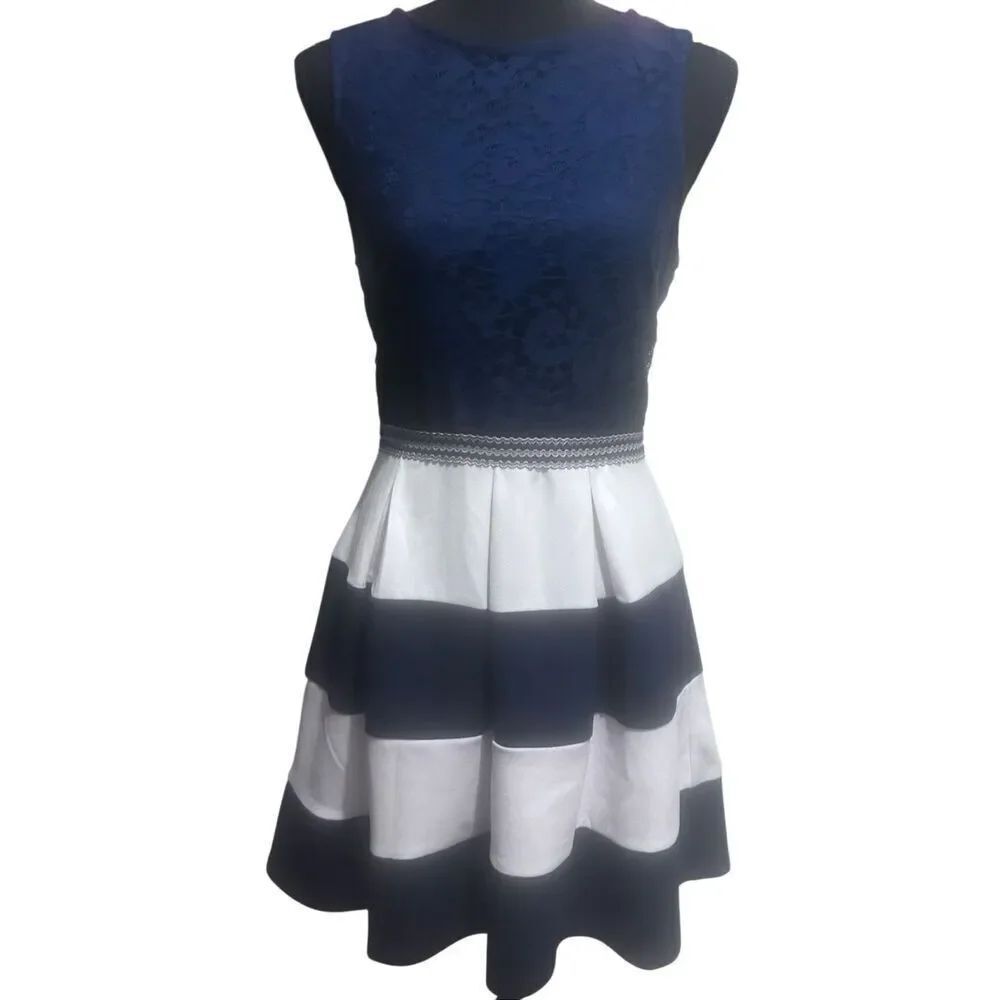 Speechless Juniors Size L Navy White Stripe Lace Fit & Flare Sleeveless Dress